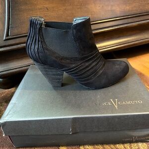 New- Never Used- Vince Camuto Bronco Ankle Boot